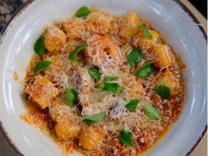 Nhoque de Camaroes Amatriciana